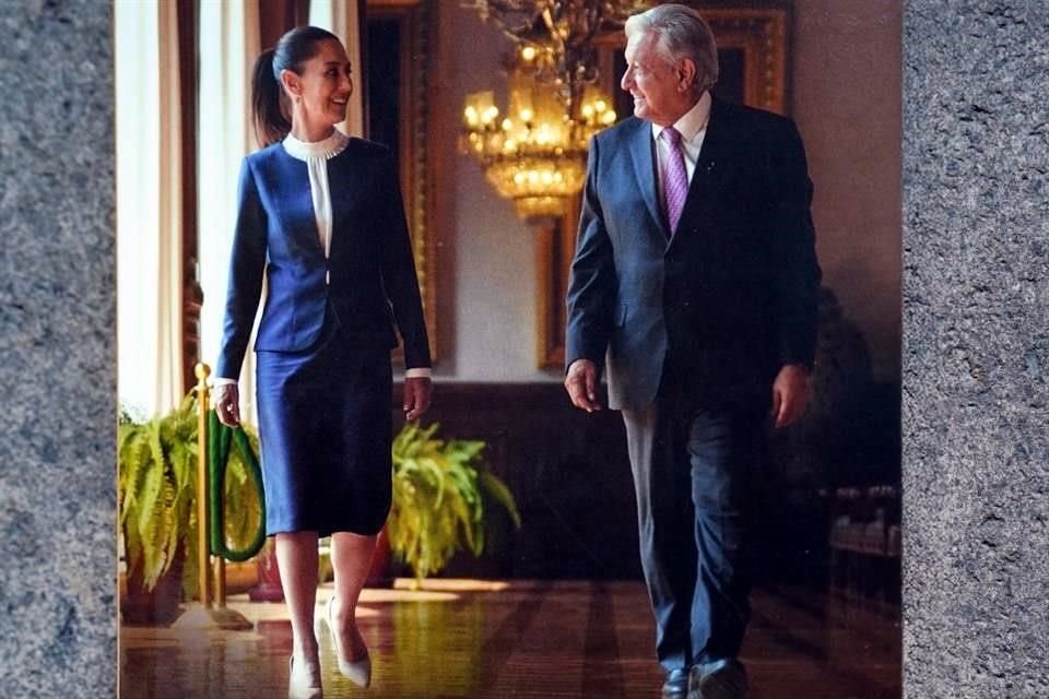 En el libro, Sheinbaum revela conversaciones que sostuvo con AMLO antes de asumir el cargo.