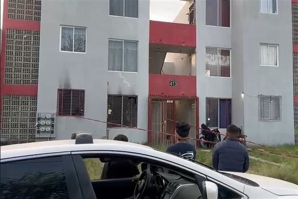 Los vecinos explicaron que la joven vivía sola en el lugar y que no conocían a sus familiares.