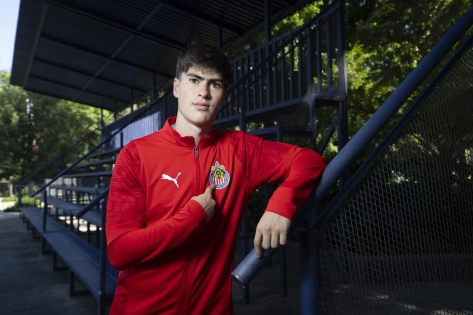 Armando 'Hormiga' González creció soñando con ser el héroe de un Clásico Tapatío.