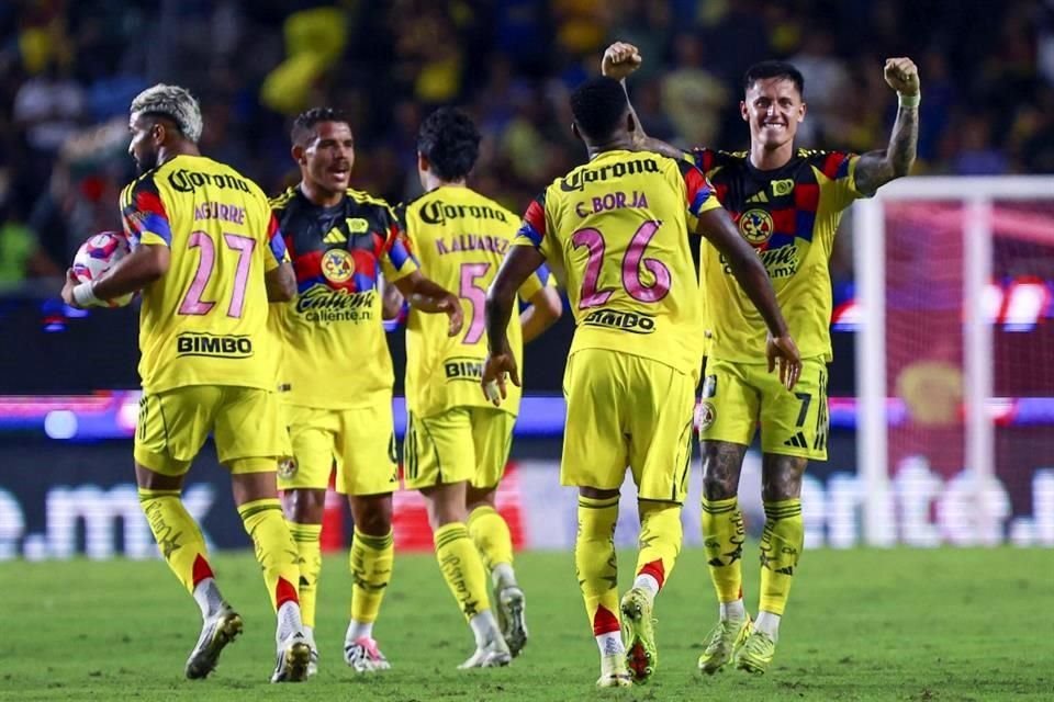 Brian Rodríguez logró rescatar un punto para el América en Mazatlán con un golazo de tiro libre.