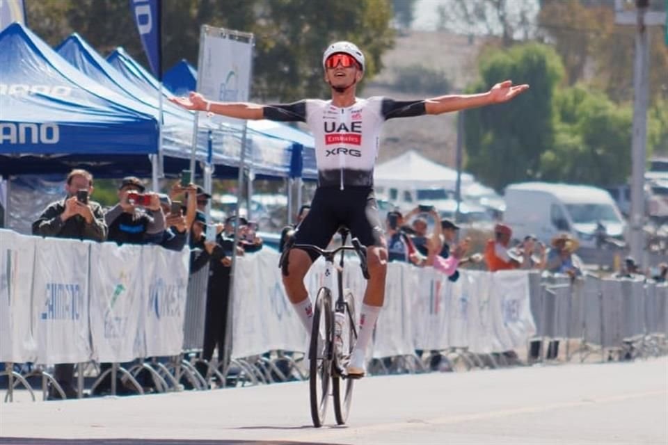 Isaac del Toro se consagró doble campeón en su lugar de nacimiento.