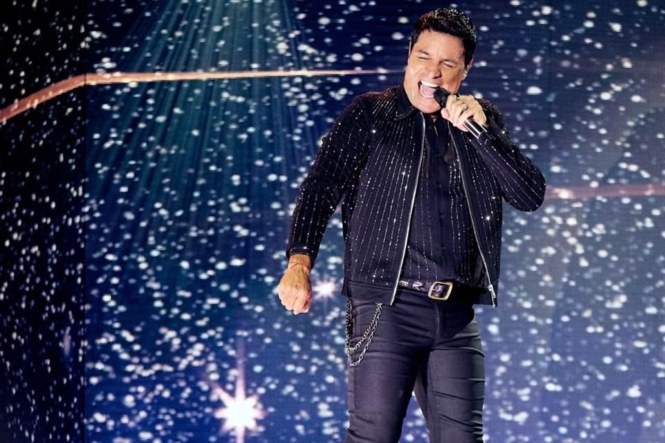 La energía que desborda Chayanne en el escenario es impresionante.
