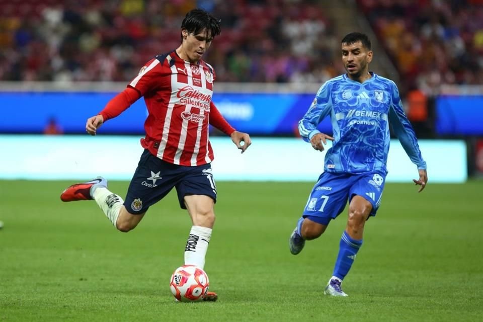 Se espera que el futbolista se someta a operación en los próximos días para iniciar su proceso de rehabilitación lo antes posible.