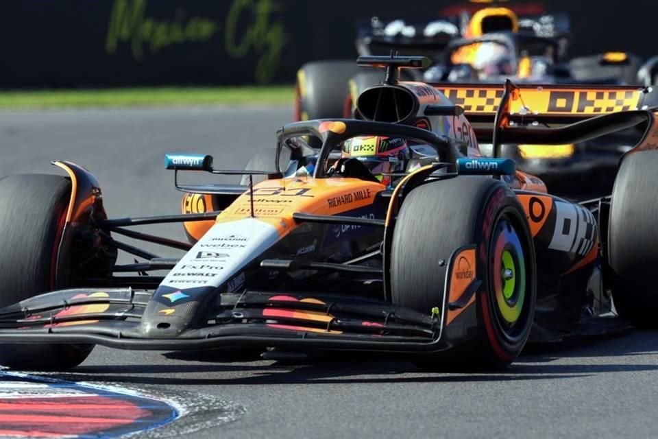 A Piastri le faltó una vuelta para poder terminar cuarto y mantener el liderato.