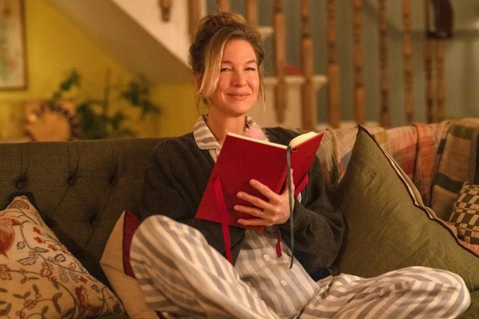 La saga de 'Bridget Jones', a casi 25 años después, ha recaudado casi 900 millones de dólares en todo el mundo. Su última entrega, 'Bridget Jones: Loca por Él', se estrenó a inicios de este año.