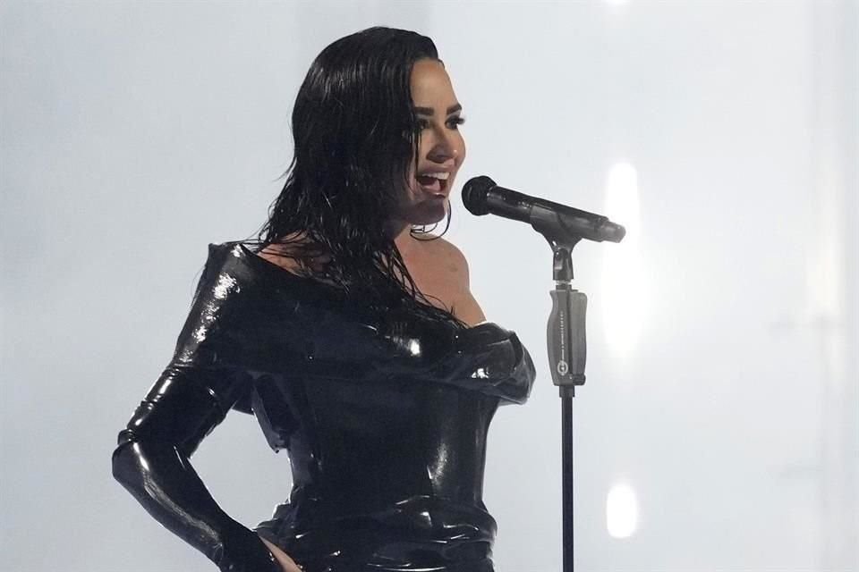 El recorrido por 23 ciudades, que comenzará en abril de 2026, marca la primera gran gira en solitario de la cantante en tres años y coincide con el lanzamiento de su noveno álbum de estudio homónimo.