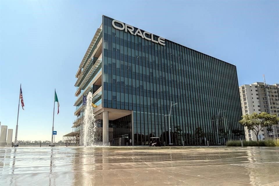 Inaugurado en 2020 para mil 200 empleados, el actual edificio ya rebasa los tres mil ingenieros y especialistas en software.