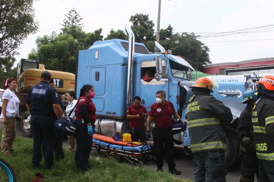 Un tráiler fue el que comenzó el accidente; el conductor se habría quedado dormido.