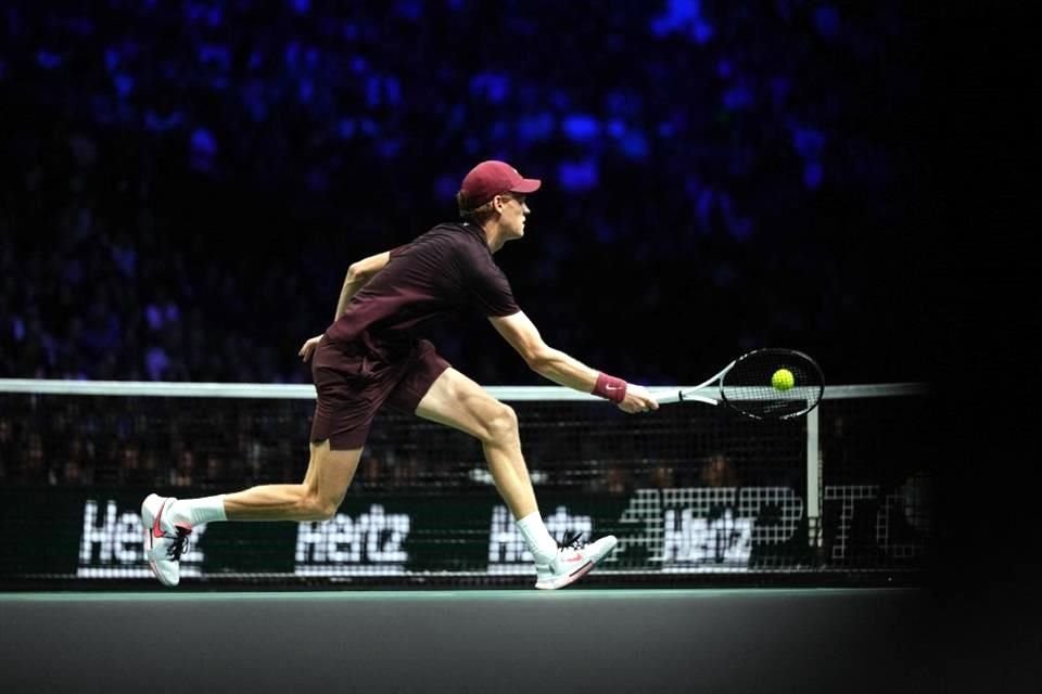 Jannik Sinner está en la siguiente ronda.