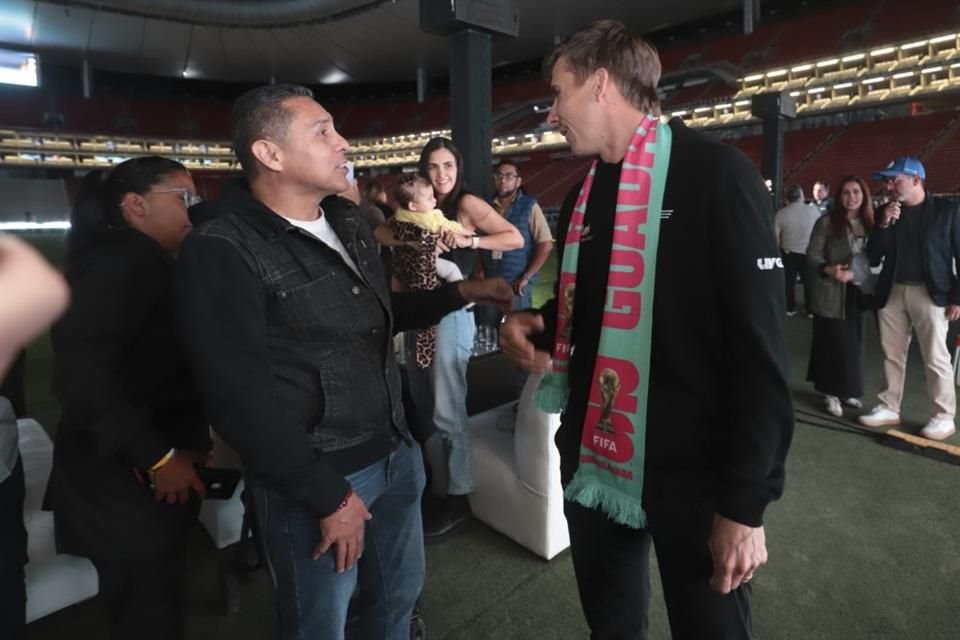 Ramón Morales, uno de los invitados a participar en el AKRON Experience, convivió con Carlos Ortiz.