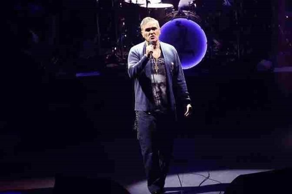 El cantante Morrissey canceló sus conciertos en CDMX y Guadalajara por agotamiento extremo, sumando su tercera cancelación en México.