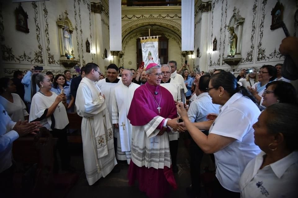 Engelberto Polino Sánchez asumió su cargo como noveno Obispo de Tepic, Nayarit, una diócesis que se extiende por municipios de Jalisco como Talpa de Allende y Puerto Vallarta.