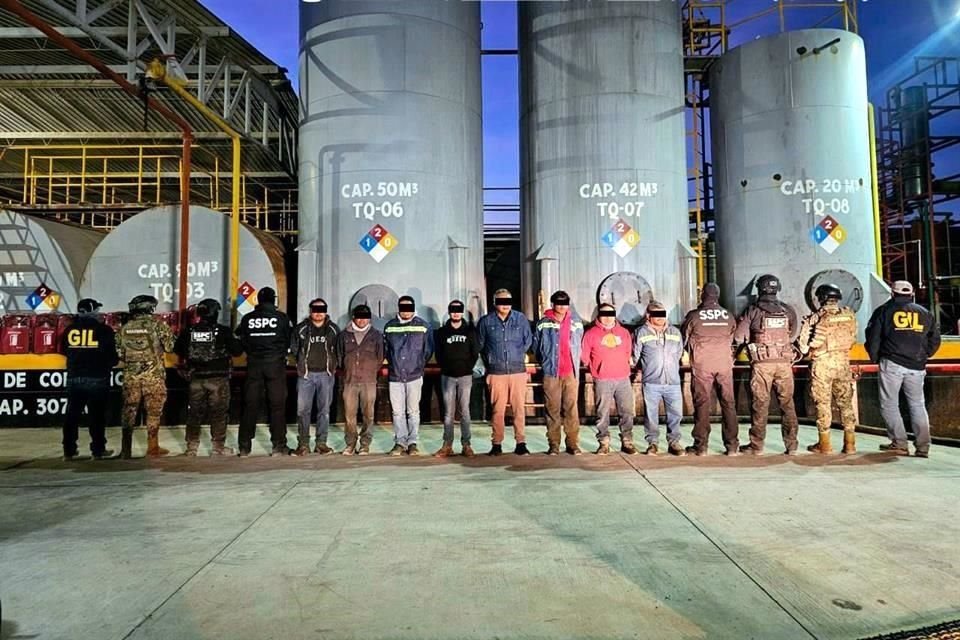 Ocho personas fueron detenidas en el operativo.