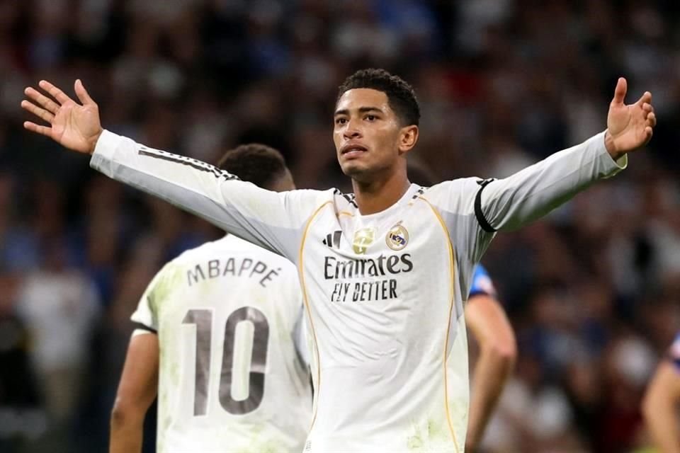 Jude Bellingham puso el tercer tanto antes del descanso para hundir más al cuadro de Mestalla.