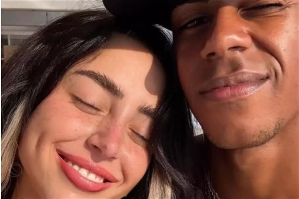 El futbolista compartió varias fotos con Nicole.