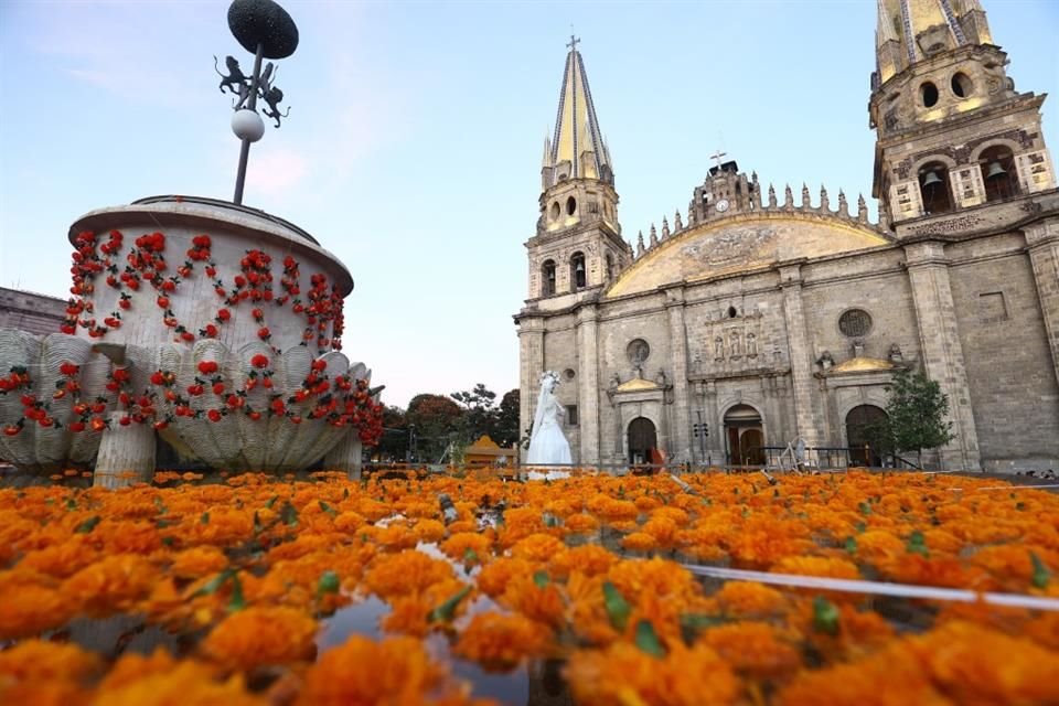 Guadalajara celebró su décima novena edición del Desfile de Día de Muertos.