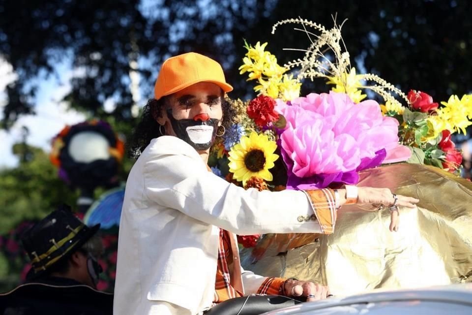 Hubo quienes representaron a personajes populares mexicanos que ya no están en el plano terrenal.