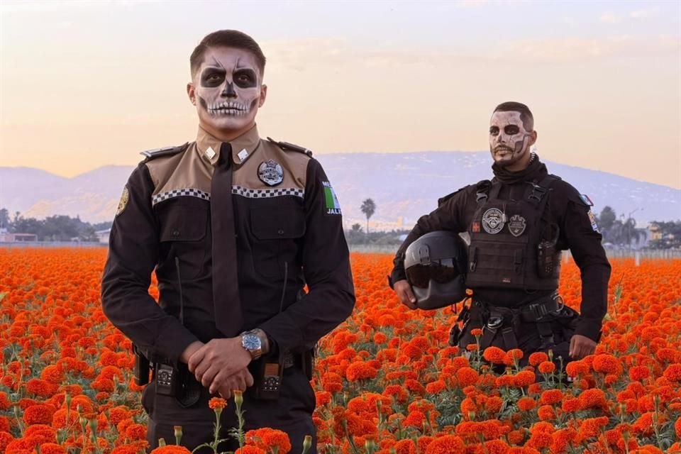 Homenaje a policías caídos por parte de la Secretaría de Seguridad y Protección Ciudadana de Jalisco.