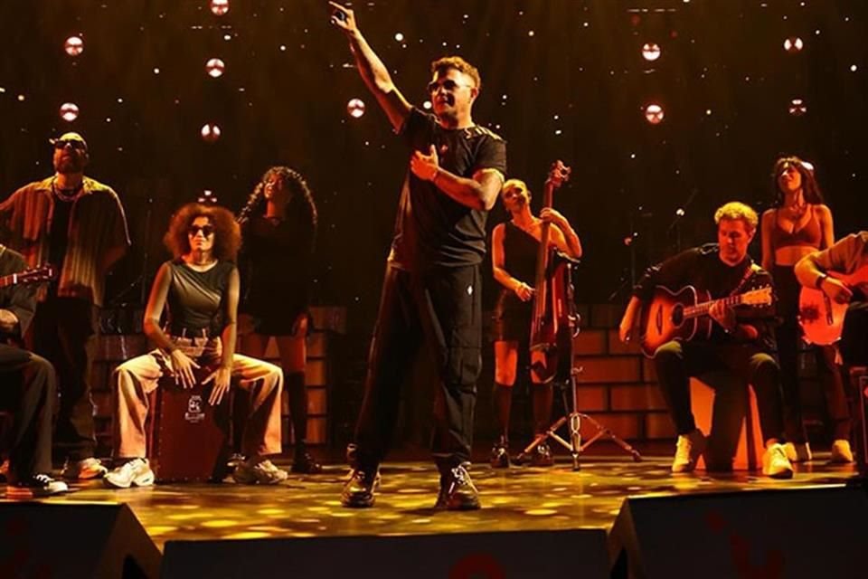 La gira ¿Y ahora qué? agotó localidades en México y prepara más de 30 fechas para 2026.