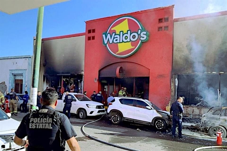 Explosión en tienda Waldo's en Hermosillo, Sonora, dejó saldo de 23 muertos, entre ellos seis menores de edad, y 12 heridos, informó FGE.