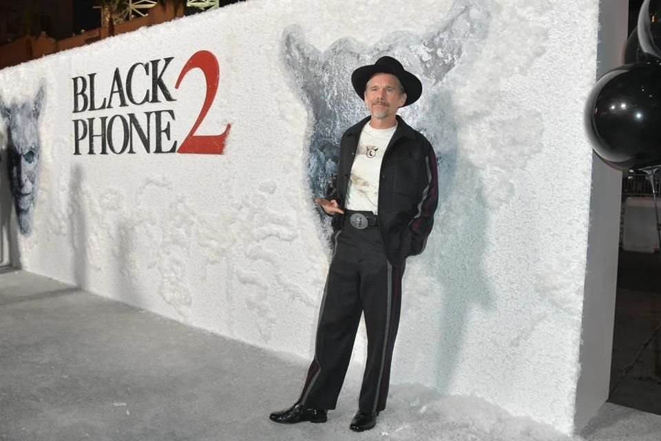 Se esperaba que la secuela de terror de Universal, 'Teléfono Negro 2', liderara la taquilla en su tercer fin de semana en cines.