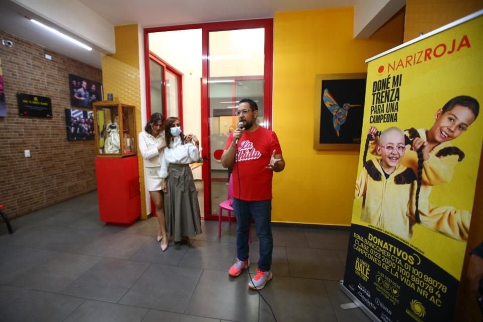 Antes de construir 20 centros oncológicos, la Federación debería equipar y dotar de insumos a hospitales ya existentes, pide Nariz Roja AC.