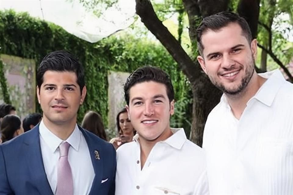 Los contratos suman 268.3 millones de pesos y fueron otorgados a las empresas Grupo Textilero Cal y Grupo Dos Banderas, que 'florecieron' en lo que va del sexenio emecista.