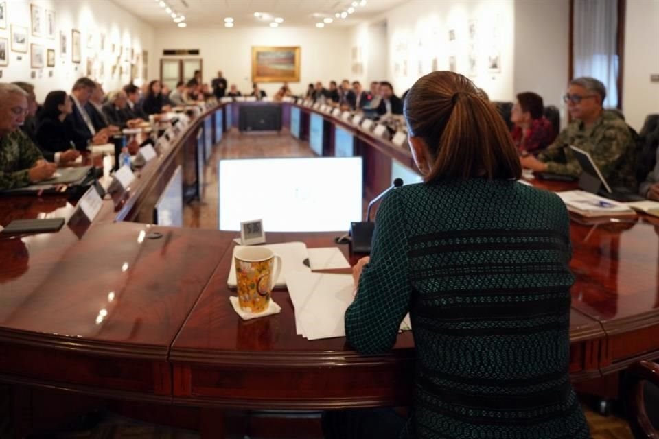 La Mandataria encabezó esta tarde una reunión de gabinete para iniciar el Plan para Michoacán-