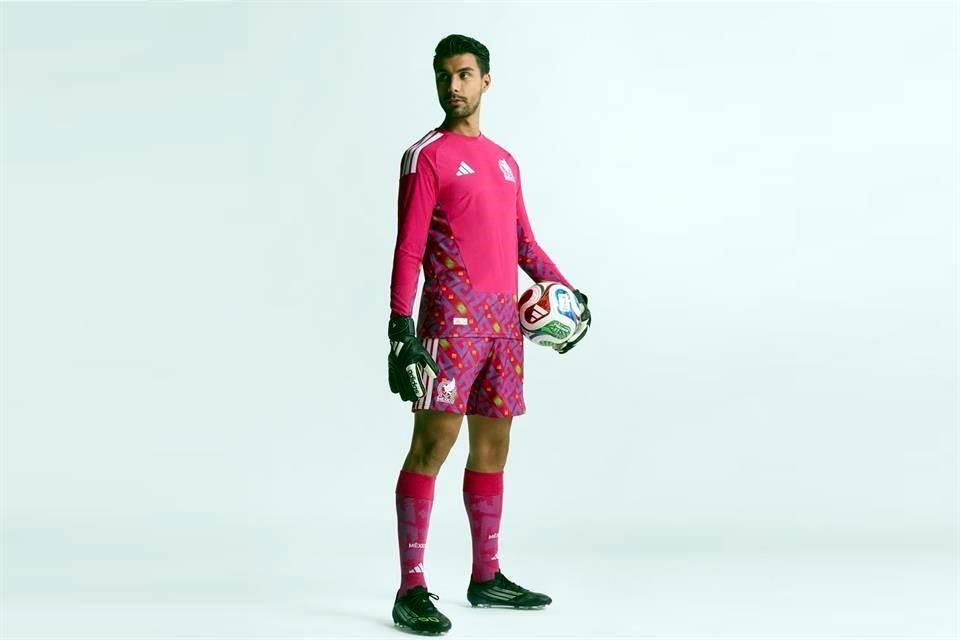 El uniforme de portero.