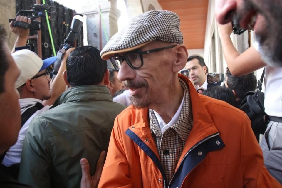 Dante Delgado, ex coordinador nacional de MC, reapareció públicamente tras estar enfermo.