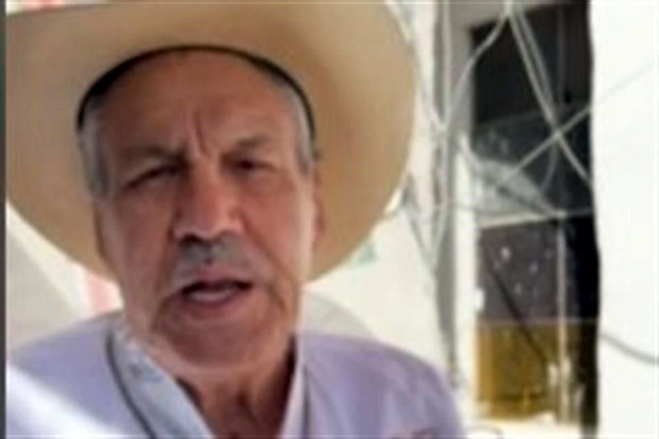 El 'Padre Pistolas' (Alfredo Gallegos) salió en defensa de sus declaraciones contra la Gobernadora de Guanajuato, Libia Dennise García, al sostener que la agresión real reside en dañar a campesinos.