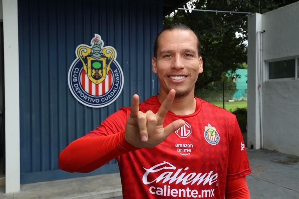 'Oso' González cree que Chivas está para ser campeón en el Apertura 2025.