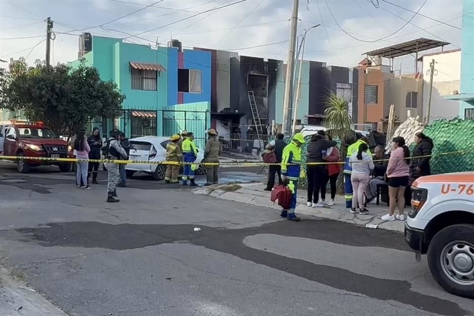 Tres personas perdieron la vida en un incendio en una vivienda del Fraccionamiento Chulavista, en el Municipio de Tlajomulco.