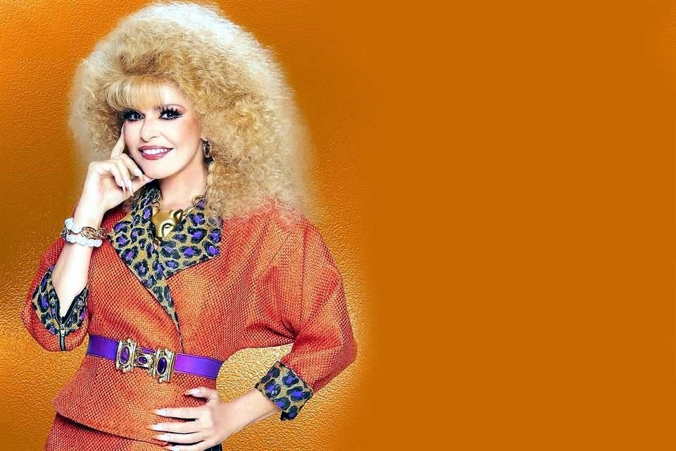 Itatí Cantoral ensaya a  conciencia para debutar como Lupita en el musical 'Mentiras'.