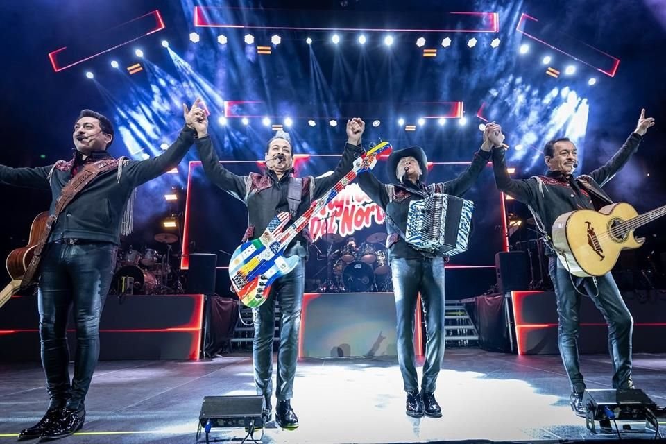 Los Tigres del Norte lanzaron un 'rugido' de apoyo y reconocimiento para Fátima Bosch Fernández, Miss México 2025.