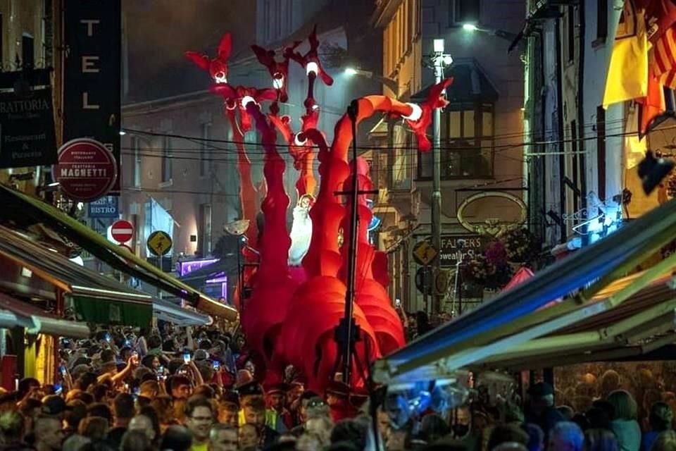 'Les Girafes', de la agrupación Compagnie Off.