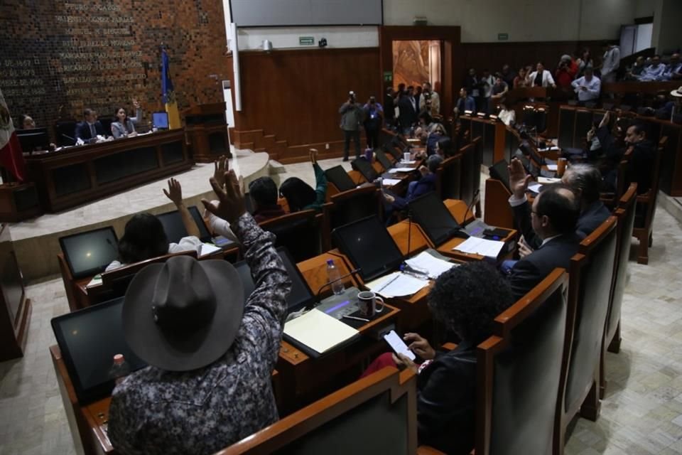 Sesión ordinaria del Congreso del Estado de este  jueves.