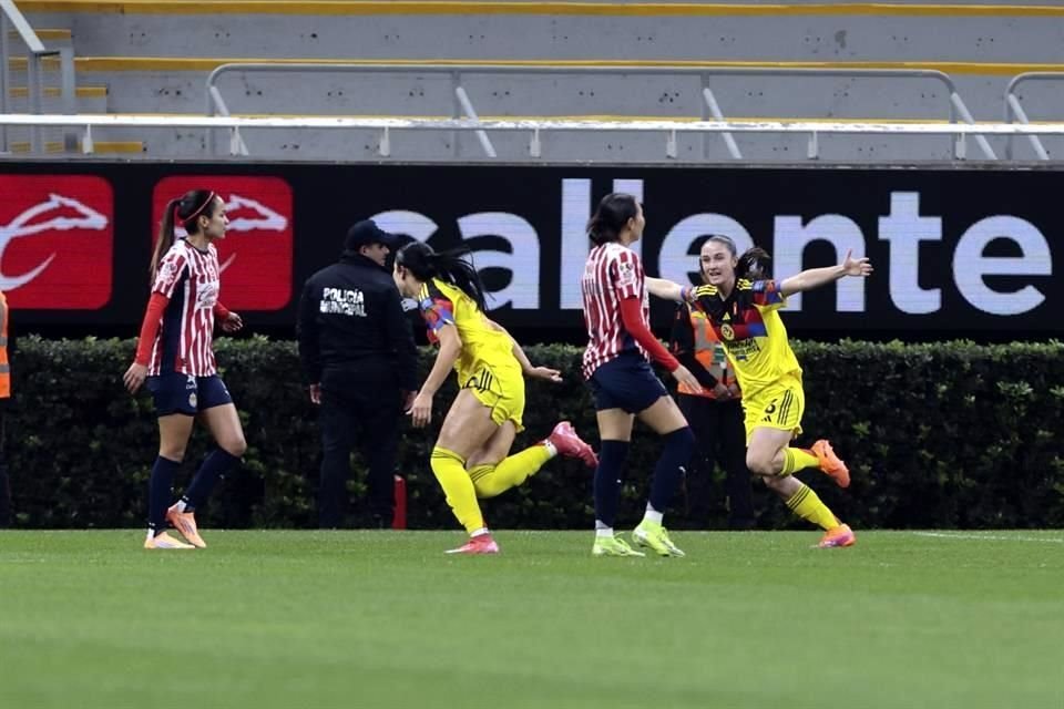 Scarlett Camberos abrió el marcador para las Águilas.