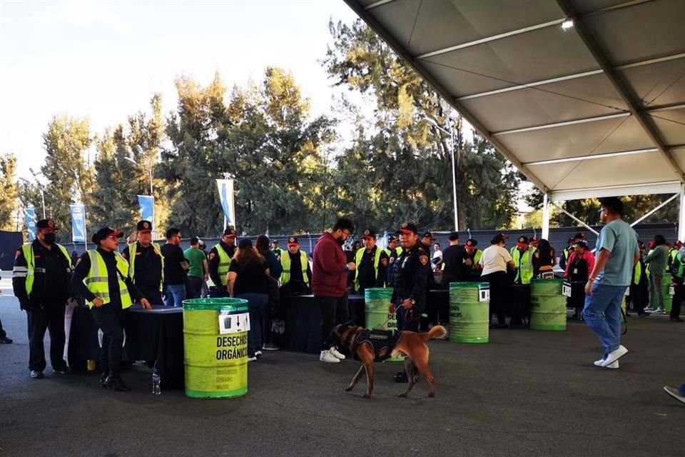 Alrededor de mil 827 policías vigilan las inmediaciones del Autódromo Hermanos Rodríguez, donde arranca el Festival C. Capital.