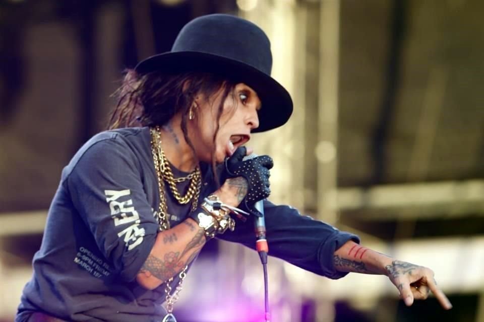 4 Non Blondes fue una de las bandas que encendieron los motores del festival.