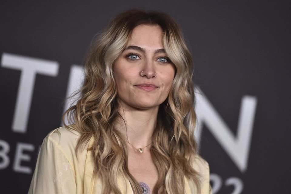 Paris Jackson sufrió revés legal en intento de impugnar a los albaceas de la herencia de Michael Jackson y deberá pagar parte de honorarios.