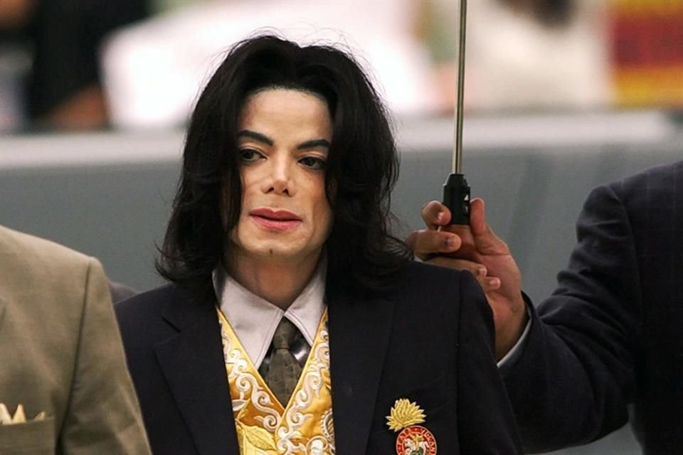 La resolución judicial llega en un contexto de múltiples acontecimientos relacionados con el patrimonio de Michael Jackson, incluyendo demandas multimillonarias.