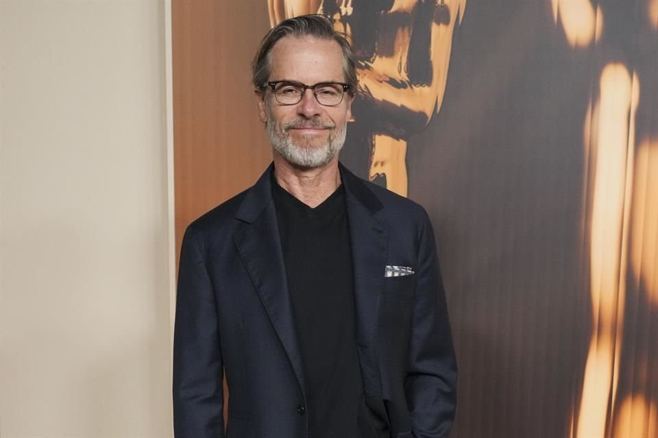 La película, encabezada por Anderson y Guy Pearce, contará con una extensa red de coproductores internacionales.