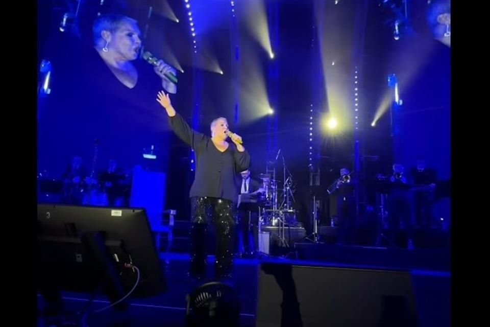Lupita D'Alessio dio en Guadalajara lo que dijo que fue el último concierto de su vida.