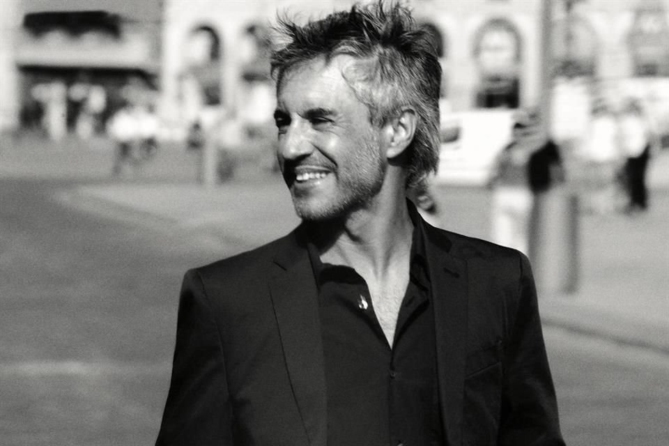 La conexión entre el cantante de 'Bailar Pegados' e Italia continúa después de más de 36 años de carrera musical.