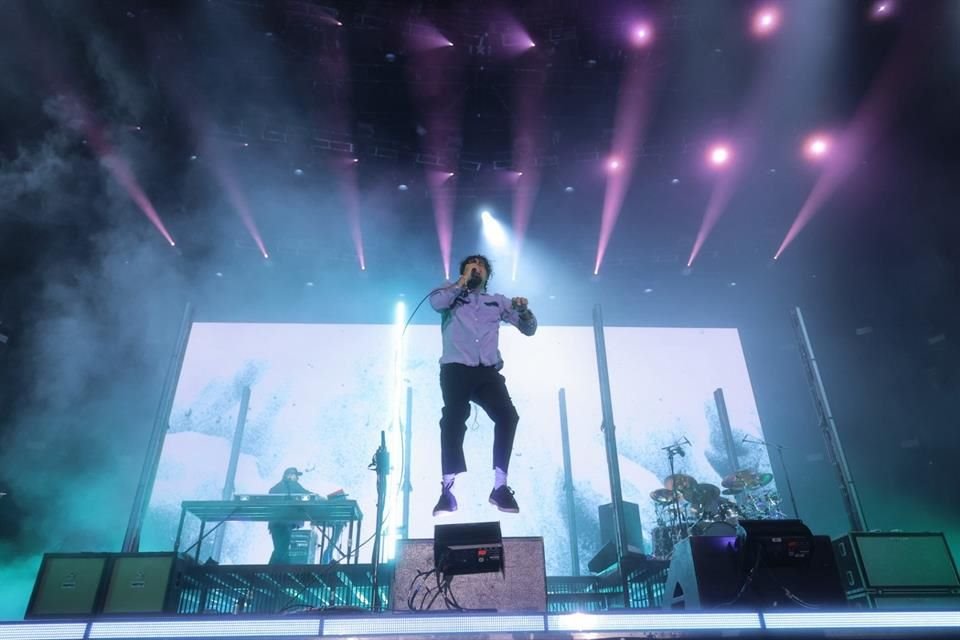 El show duró alrededor de hora y media.