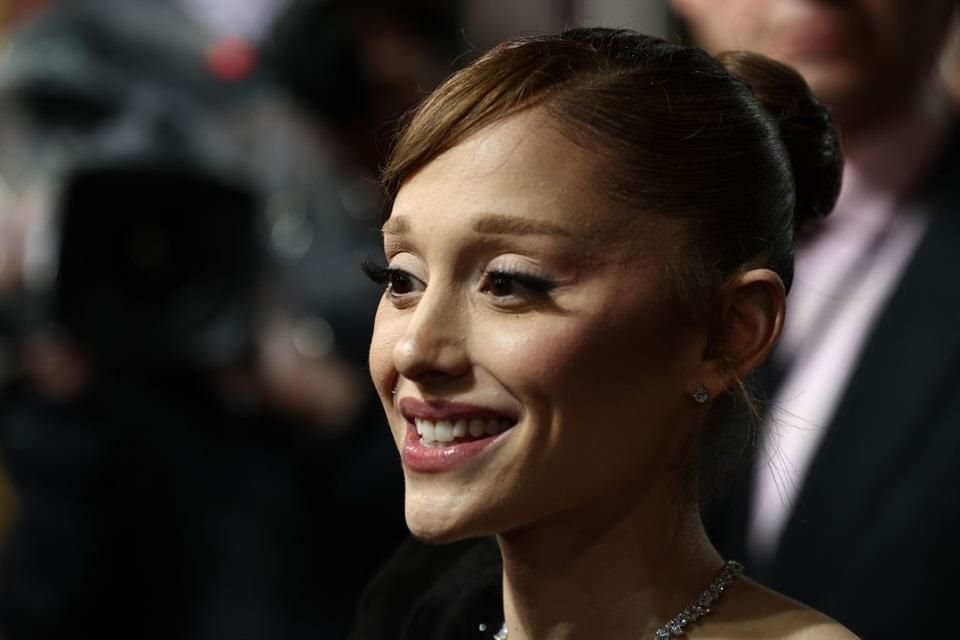 El anuncio de la gira estuvo acompañado por una imagen de su cortometraje 'Brighter Days Ahead', incluido en la edición de lujo de su más reciente álbum 'Eternal Sunshine'.