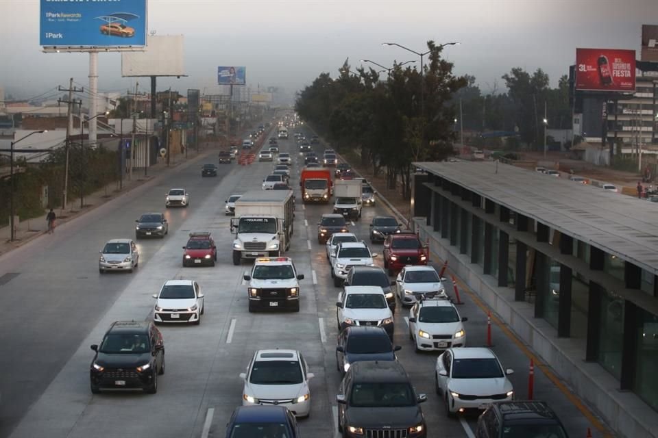 Abren tramo de ocho carriles de la Carretera a Chapala a la altura del ingreso a Nuevo Periférico.