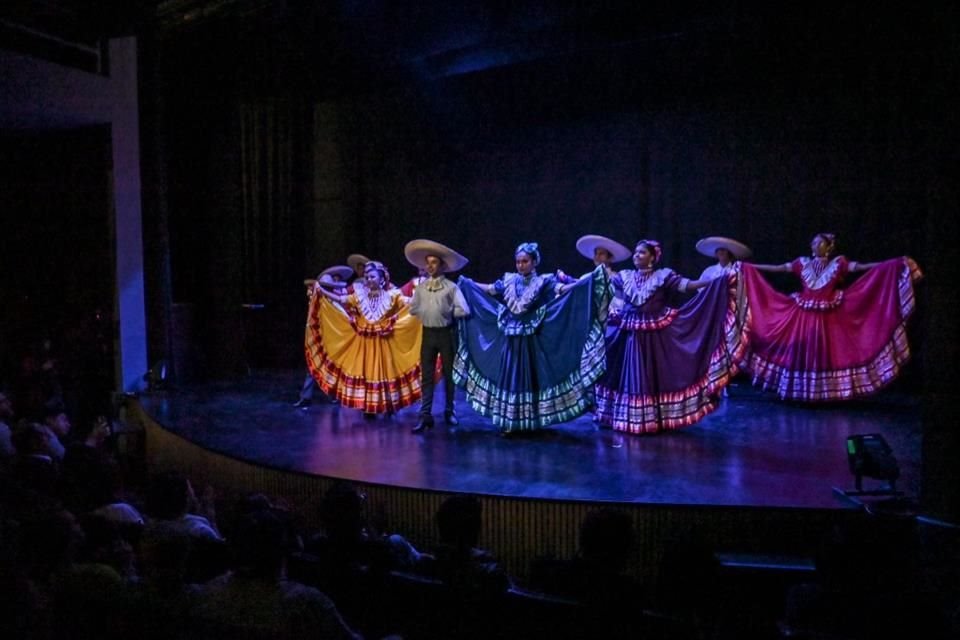 El Teatro Jaime Torres Bodet recinto reabrió formalmente con varias presentaciones, tras una inversión de 3.5 mdp en mejoras estructurales.