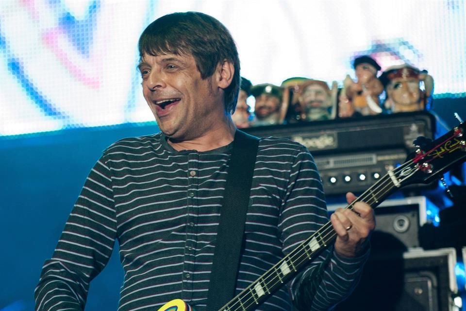 Gary 'Mani' Mounfield, ex bajista de The Stone Roses y Primal Scream, falleció a los 63 años; se desconocen las causas de su muerte.